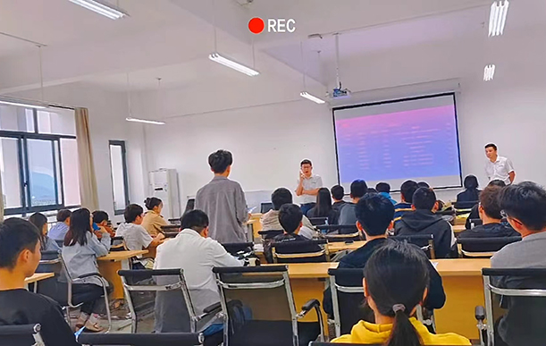 校企合作，提供就業(yè)崗位